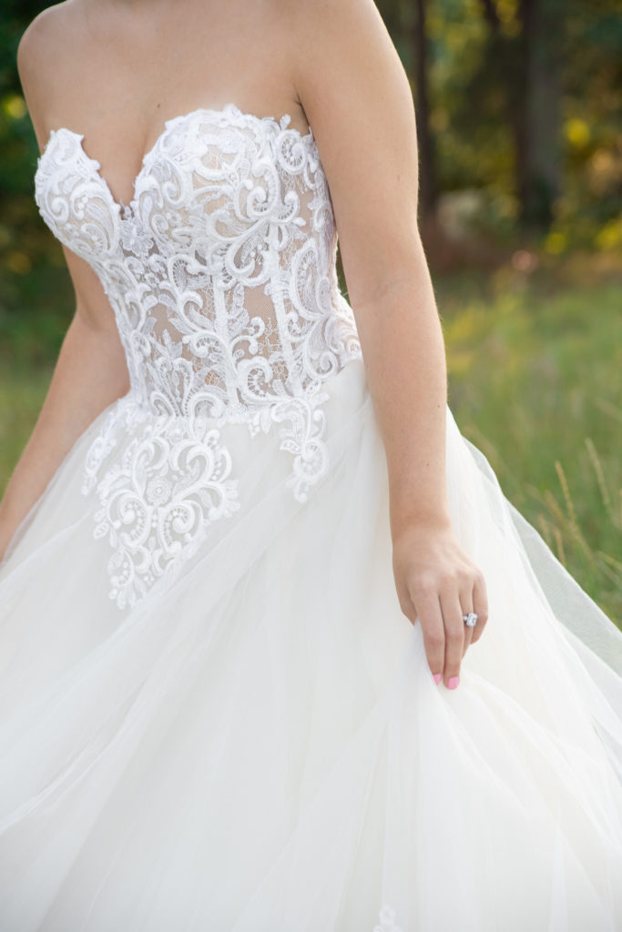 lace wedding dress boddess