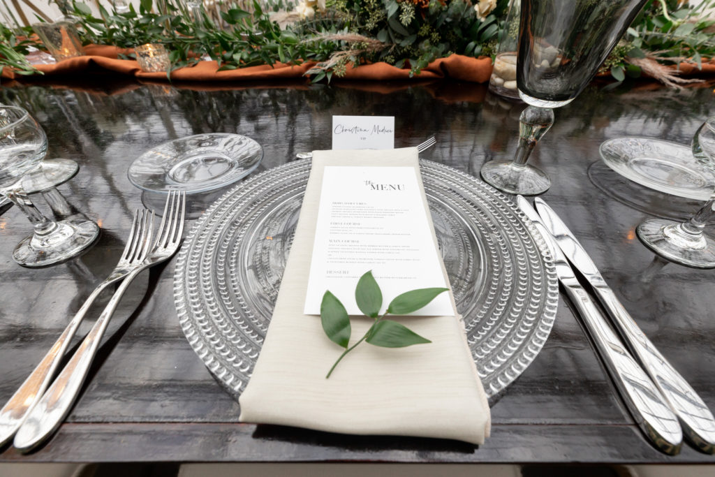 elegant fall wedding reception table place setting 
