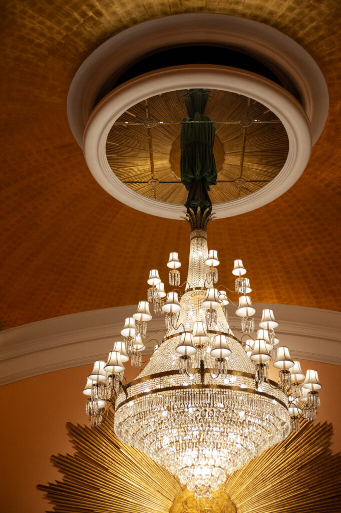 chandelier inside the lobby of the Amway Grand Plaza 